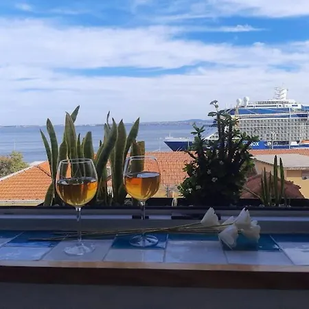 Апартаменты Myplacelisbon - River View Paraiso *